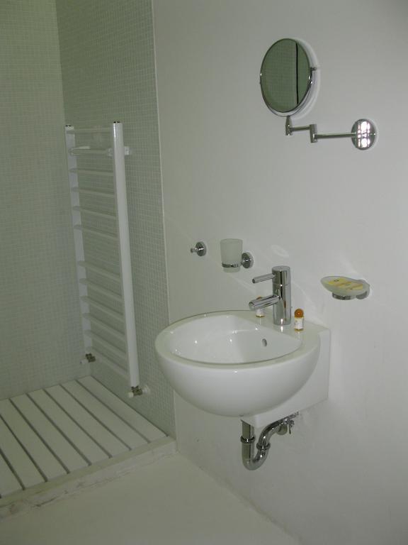 Family Hotel The Body Batak Room photo